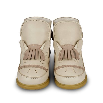 Dubu Special Shoes | Horse | Ivory Classic Leather