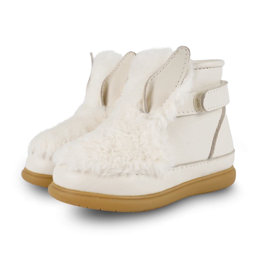 Roumi Shoes | Rabbit | Off White Soft Faux Fur