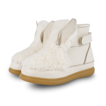 Roumi Shoes | Rabbit | Off White Soft Faux Fur