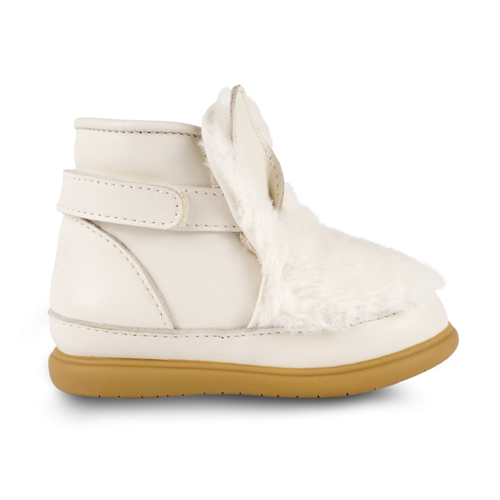 Roumi Shoes | Rabbit | Off White Soft Faux Fur