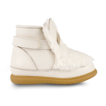 Roumi Shoes | Rabbit | Off White Soft Faux Fur