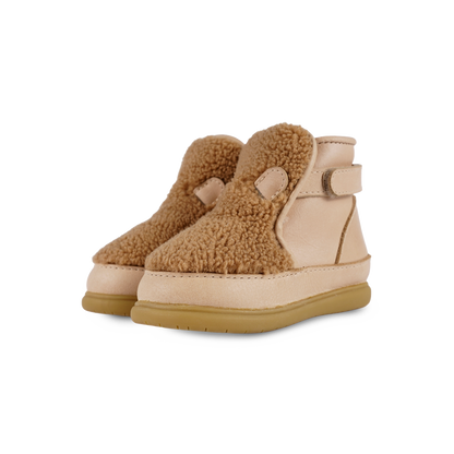 Roumi Shoes | Teddy Bear | Light Maple Curly Faux Fur