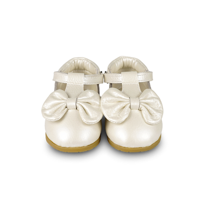 Moane Shoes | Off White Metallic Leather