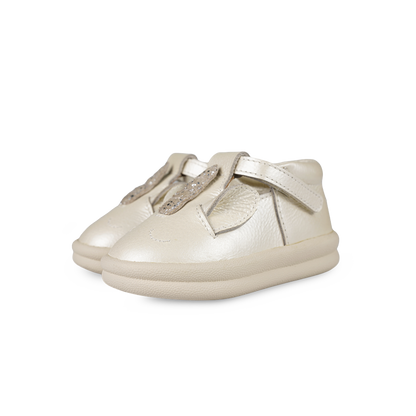 Zilpa Shoes | Unicorn | Off White Metallic Leather