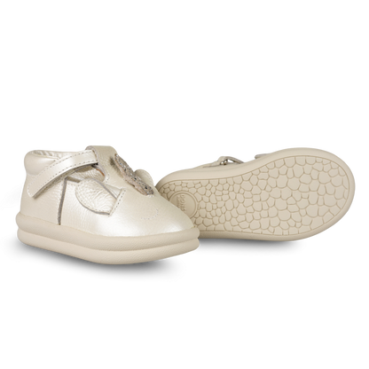 Zilpa Shoes | Unicorn | Off White Metallic Leather