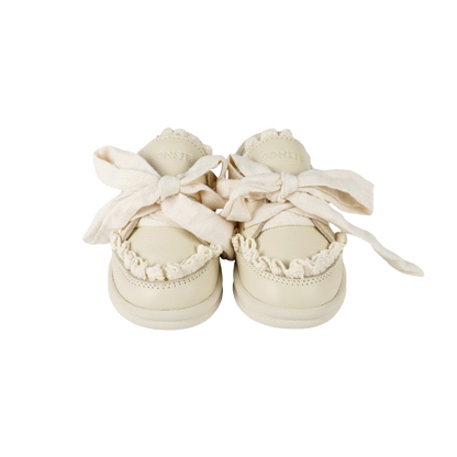 Wisel Sneakers | Cream Leather