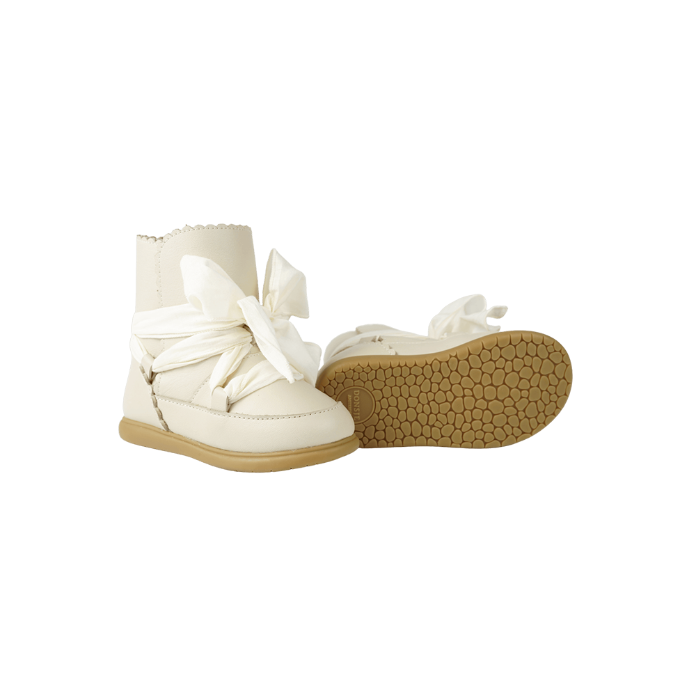 Junow Boots | Cream Leather