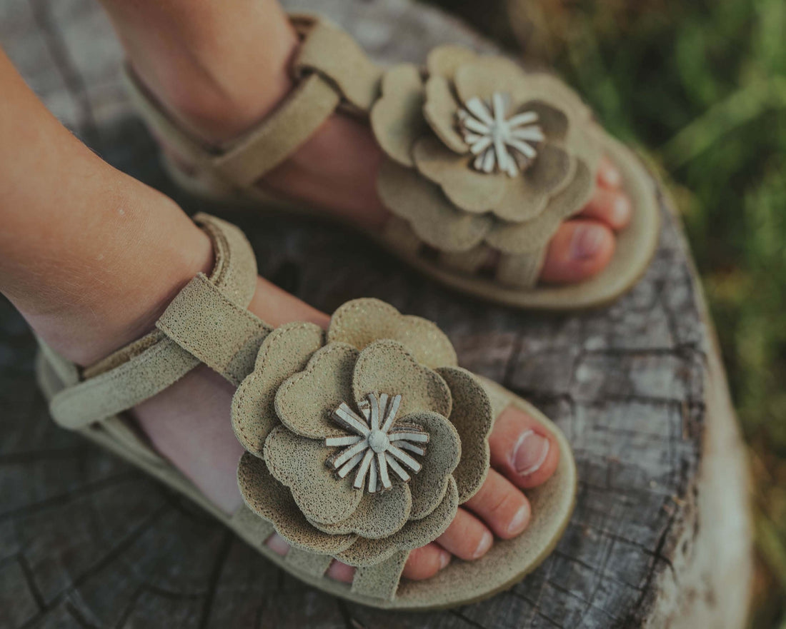 Iles Fields Sandals | Buttercup | Truffle Metallic Leather