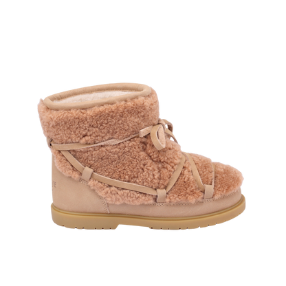 Cassia Boots | Beige Curly Sheep Wool