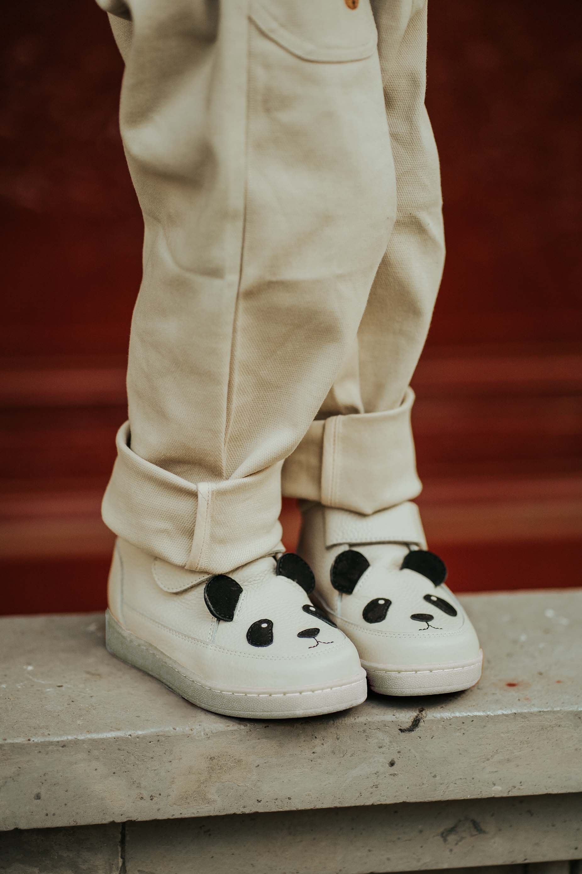 Mika Sneakers | Panda | Off White Leather