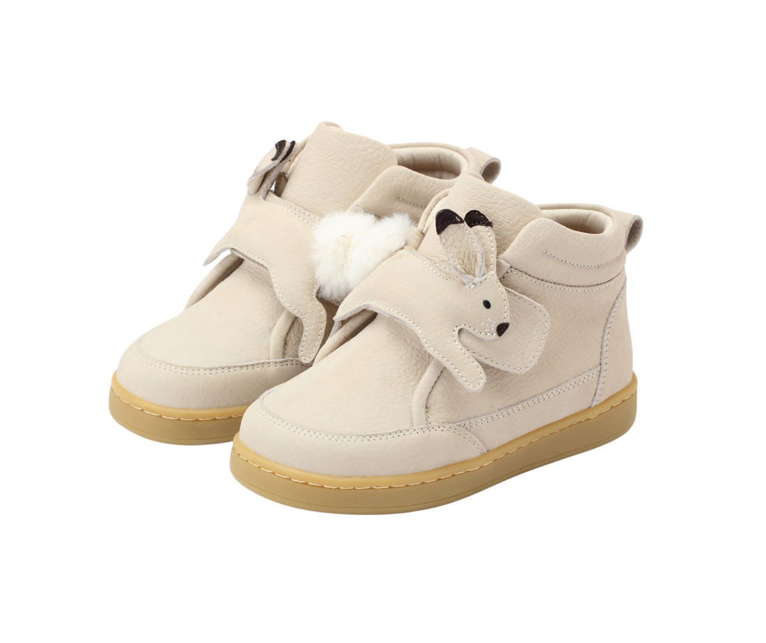 Clo | Arctic Hare | Cream Betting Leather