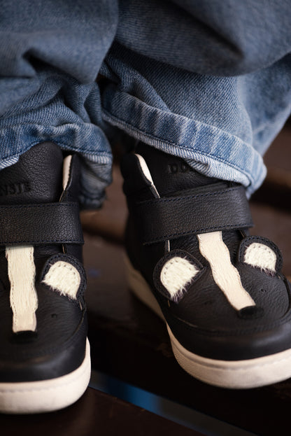 Mika Sneakers | Skunk | Navy Leather