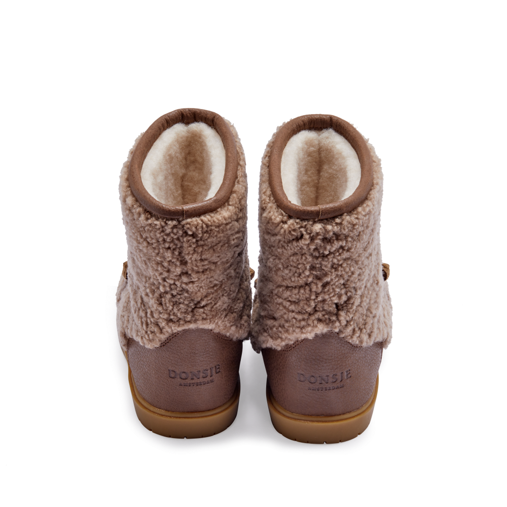Kirfi Boots | Stag | Chestnut Curly Sheep Wool
