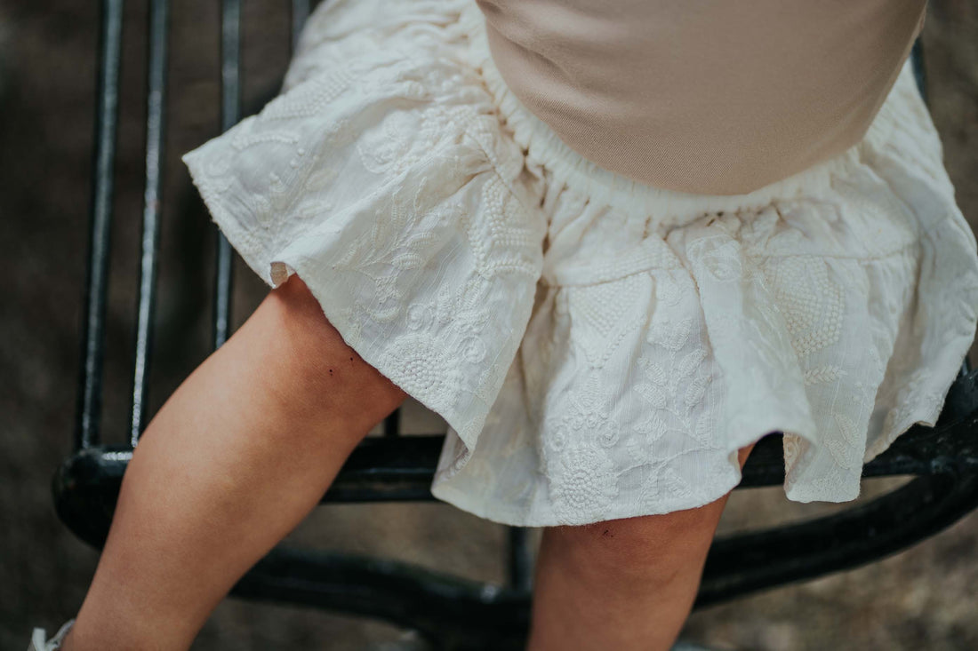 Lonna Skirt | Warm White Flowers