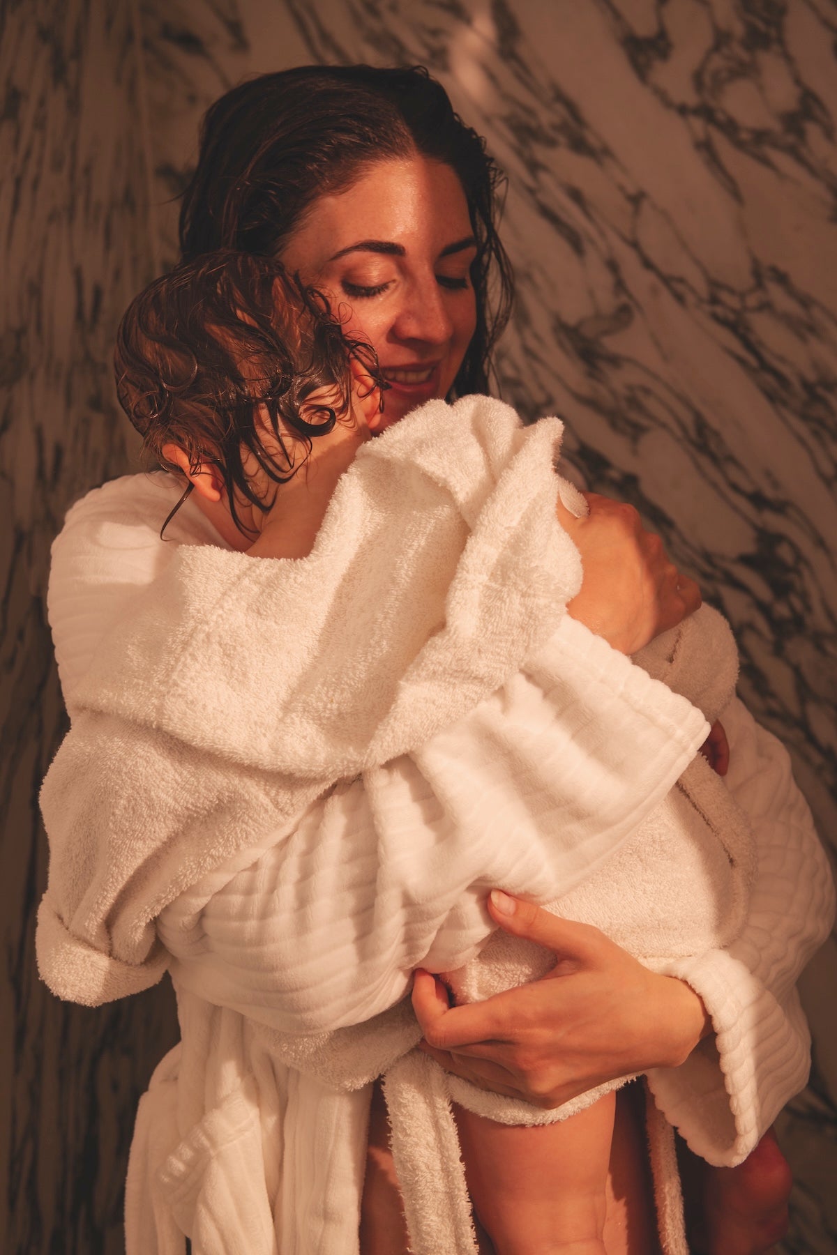 Calming Linen &amp; Room Spray (12x) | Sandalwood + White Musk