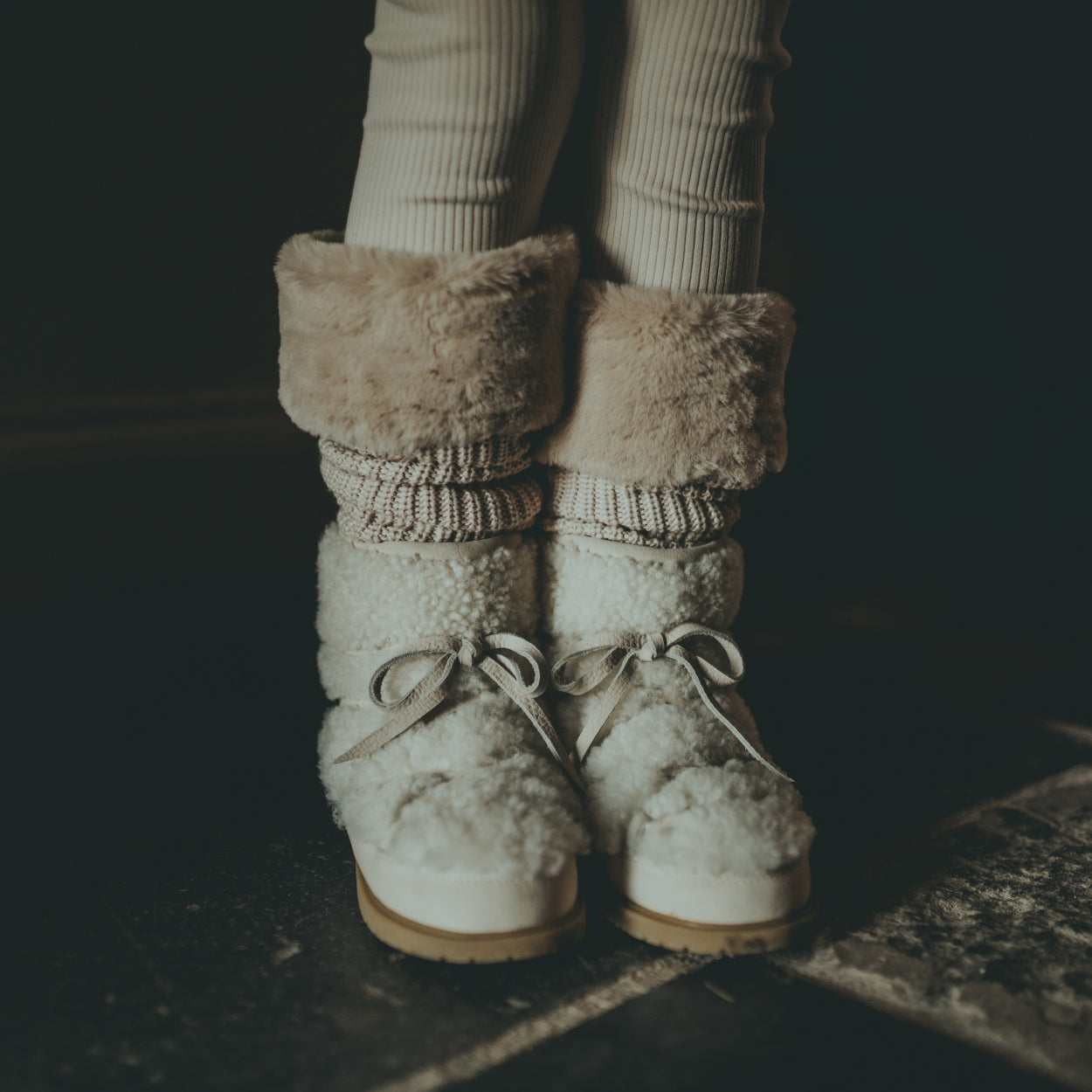 Gina Leg Warmers | Light Teddy