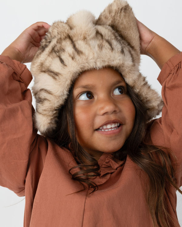 Evangeline Hat | Soft Taupe Striped Teddy