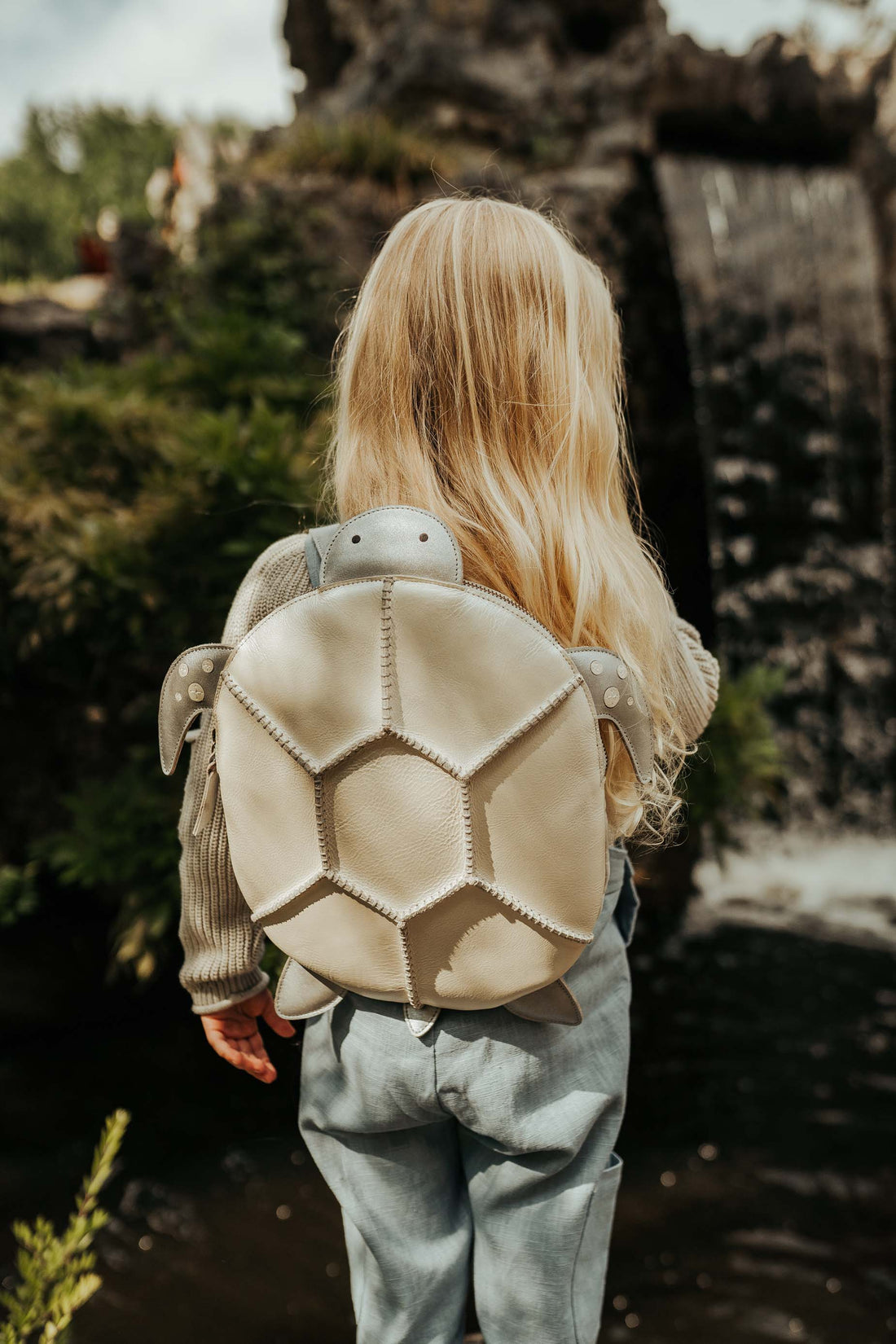 Gozo Backpack | Shimmer Turtle | Silver Grey Metallic Leather