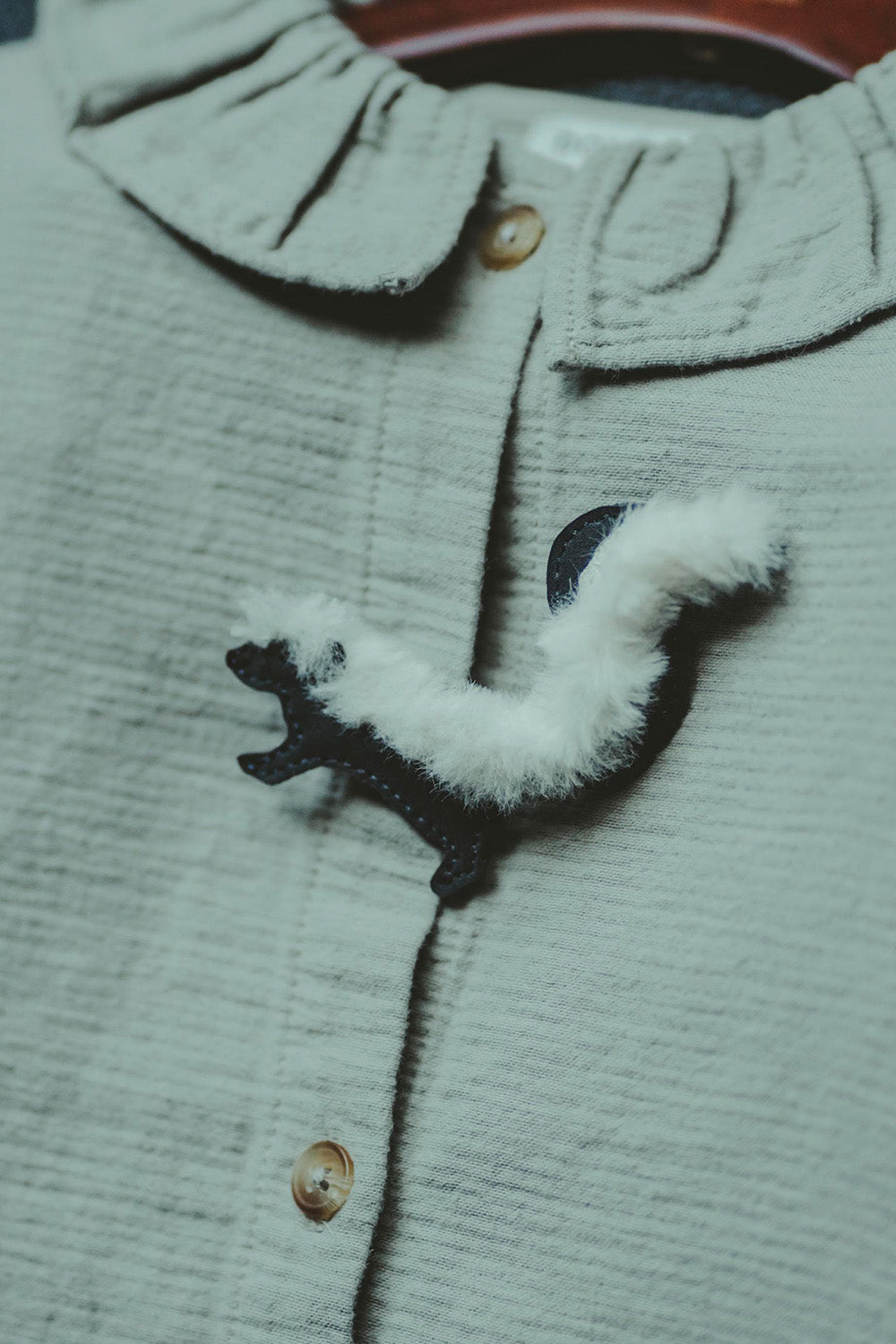 Hoppe Clip | Skunk | Navy Nubuck
