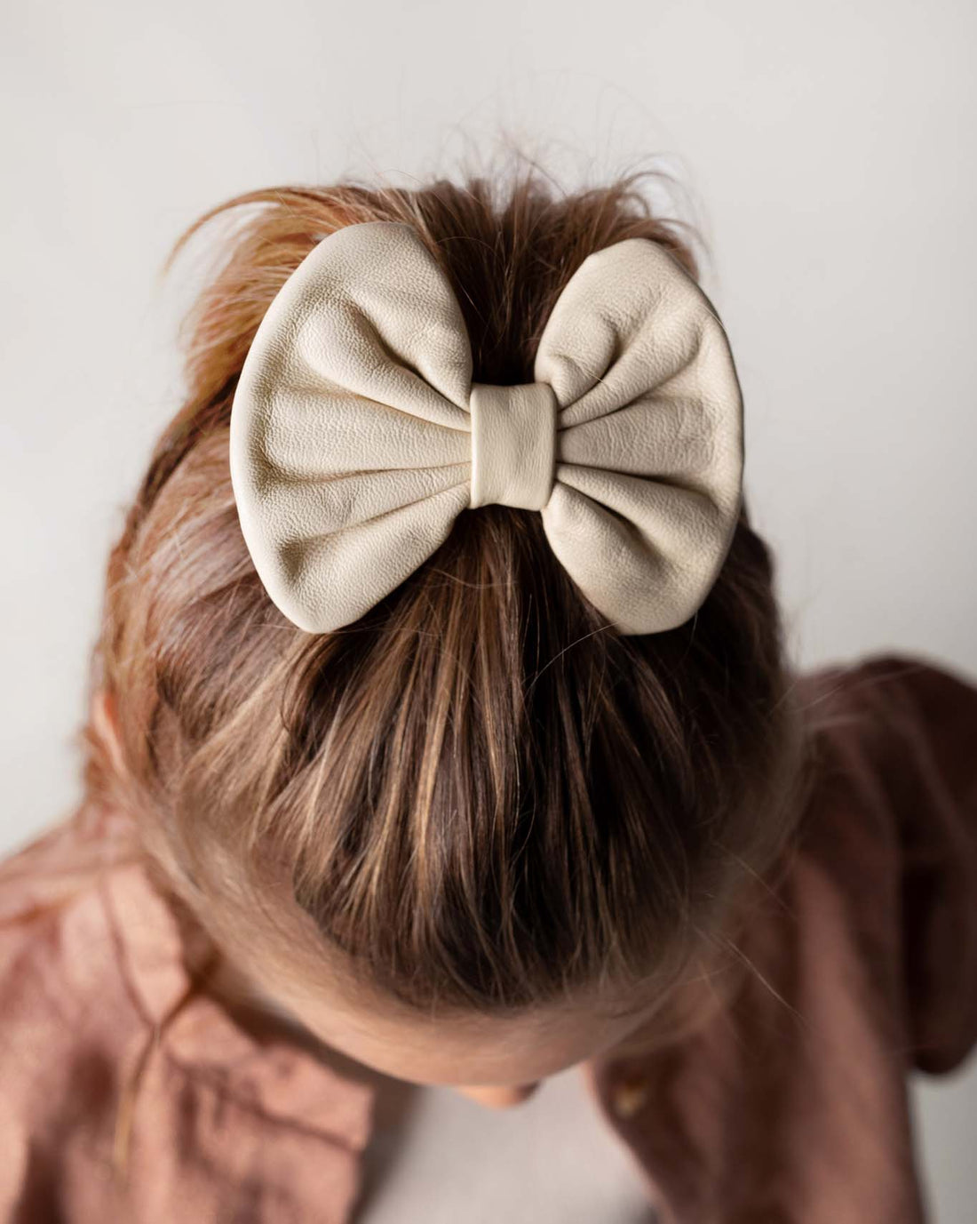 Floor Hair Tie | Cream Sheep Leather