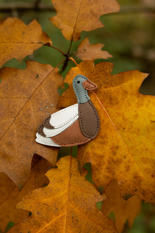 Chiem Clip | Duck | Walnut Nubuck