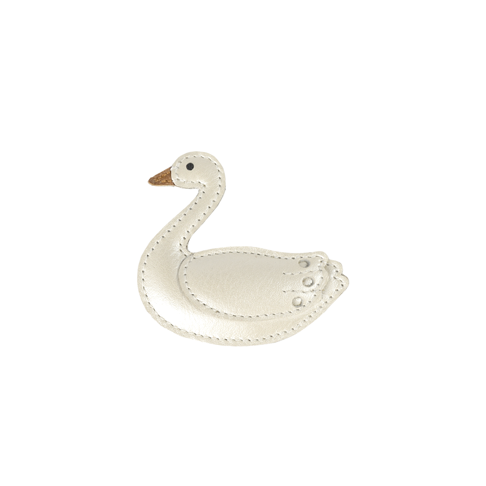 Chiem Clip | Swan | Off White Metallic Leather