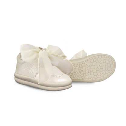 Brookli Sneakers | Off White Metallic Leather