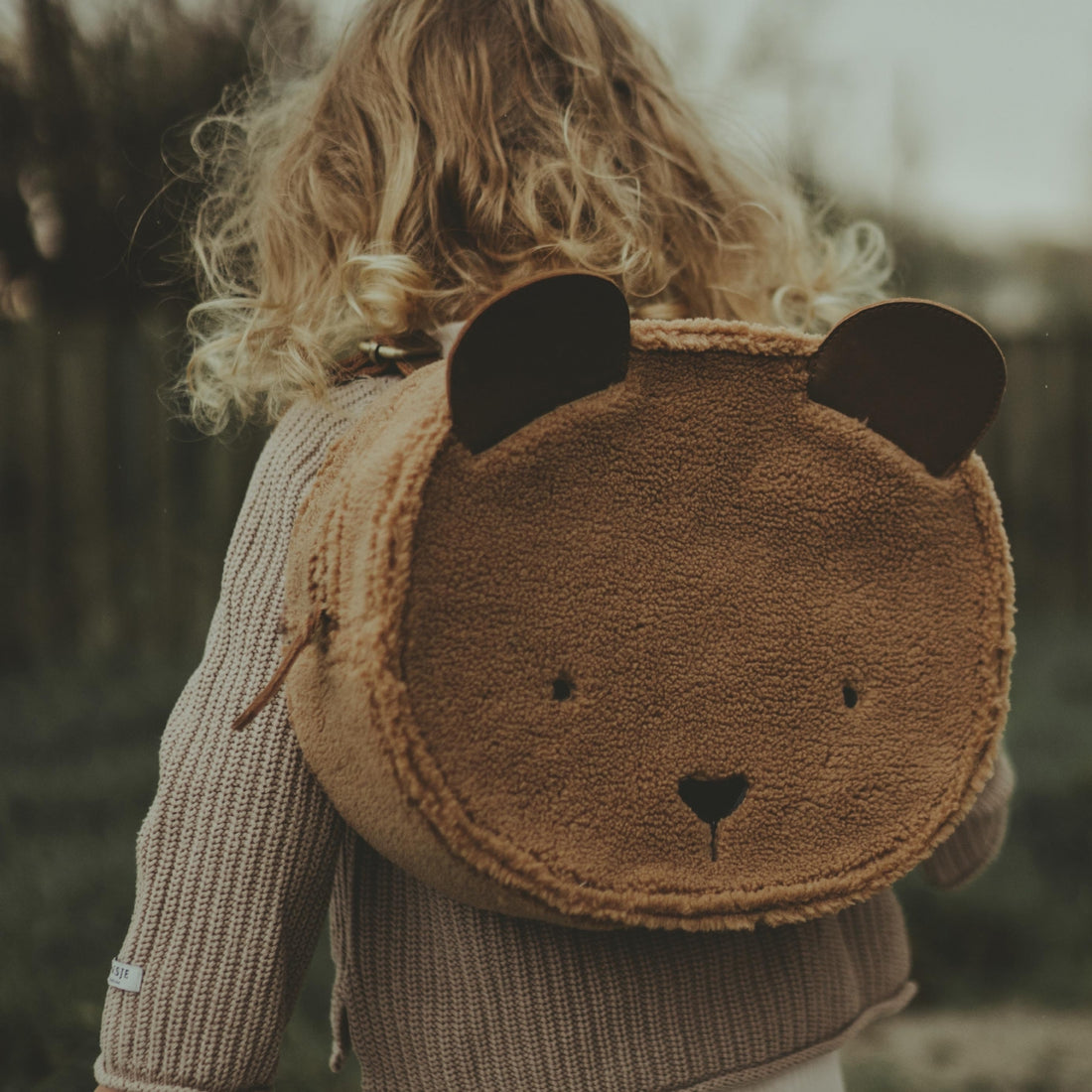 Paui Schoolbag | Bear | Light Maple Curly Faux Fur