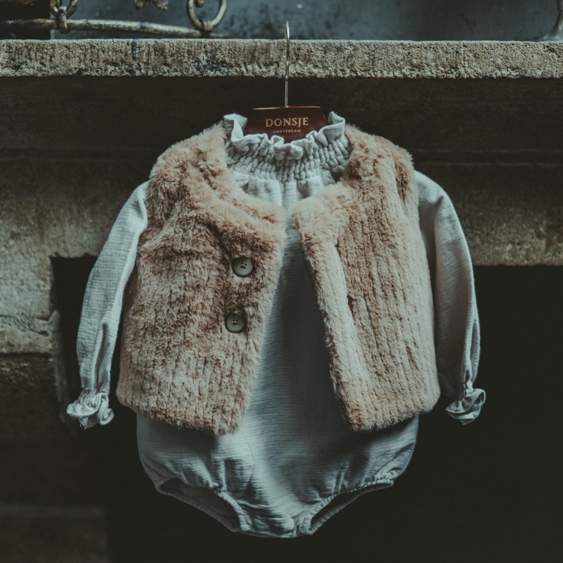 Tinge Gilet | Clay Teddy