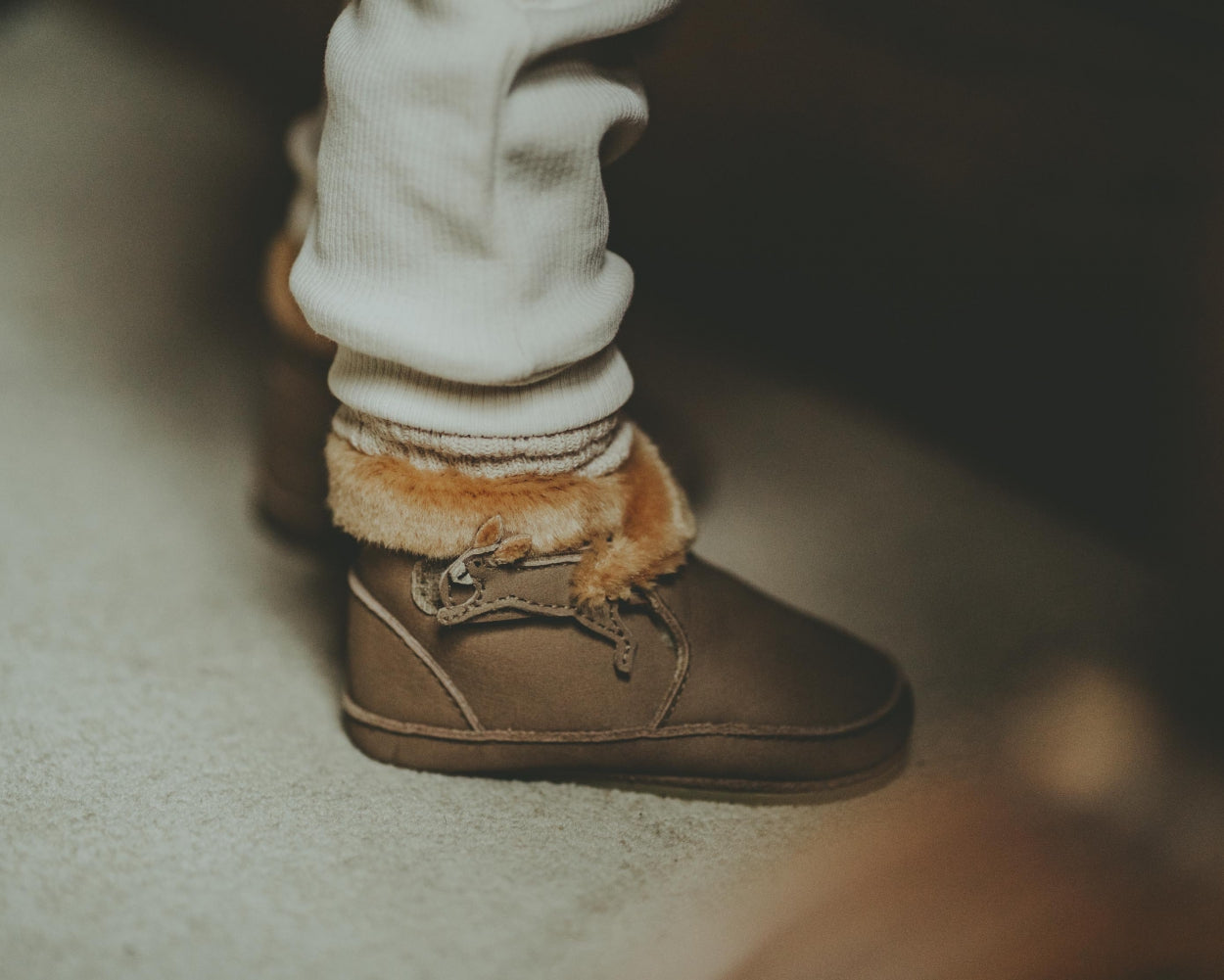 Morris Sneakers | Saint Bernard | Truffle Nubuck – Donsje