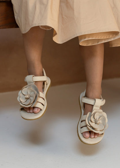 Iles Fields Sandals | White Buttercup | Cream Leather