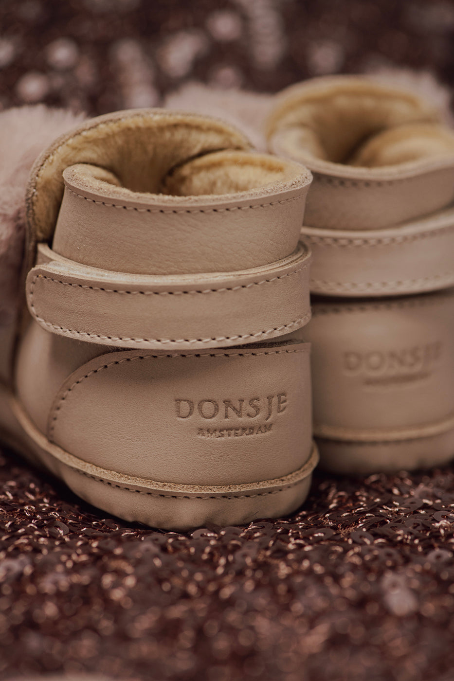 Josy Exclusive Hairclip | Raccoon | Truffle Nubuck – Donsje Amsterdam