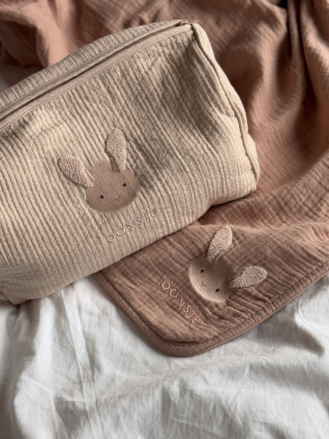 Ploekie Muslin Blanket XL | Fluffy Bunny | Rose Mocha