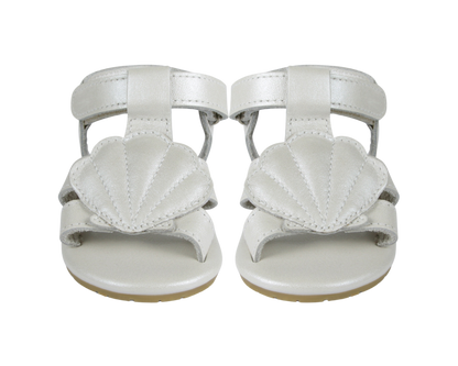 Ushy | Scallop | Off White Metallic Leather