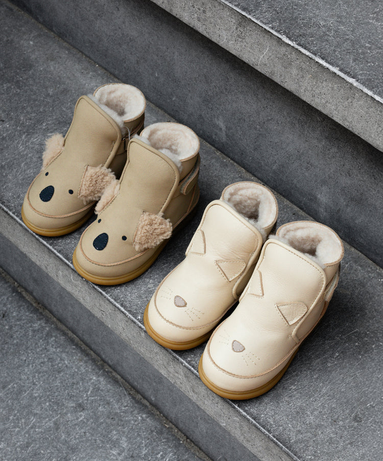 Donsje Amsterdam Bear Baby Unisex Accessory In Taupe